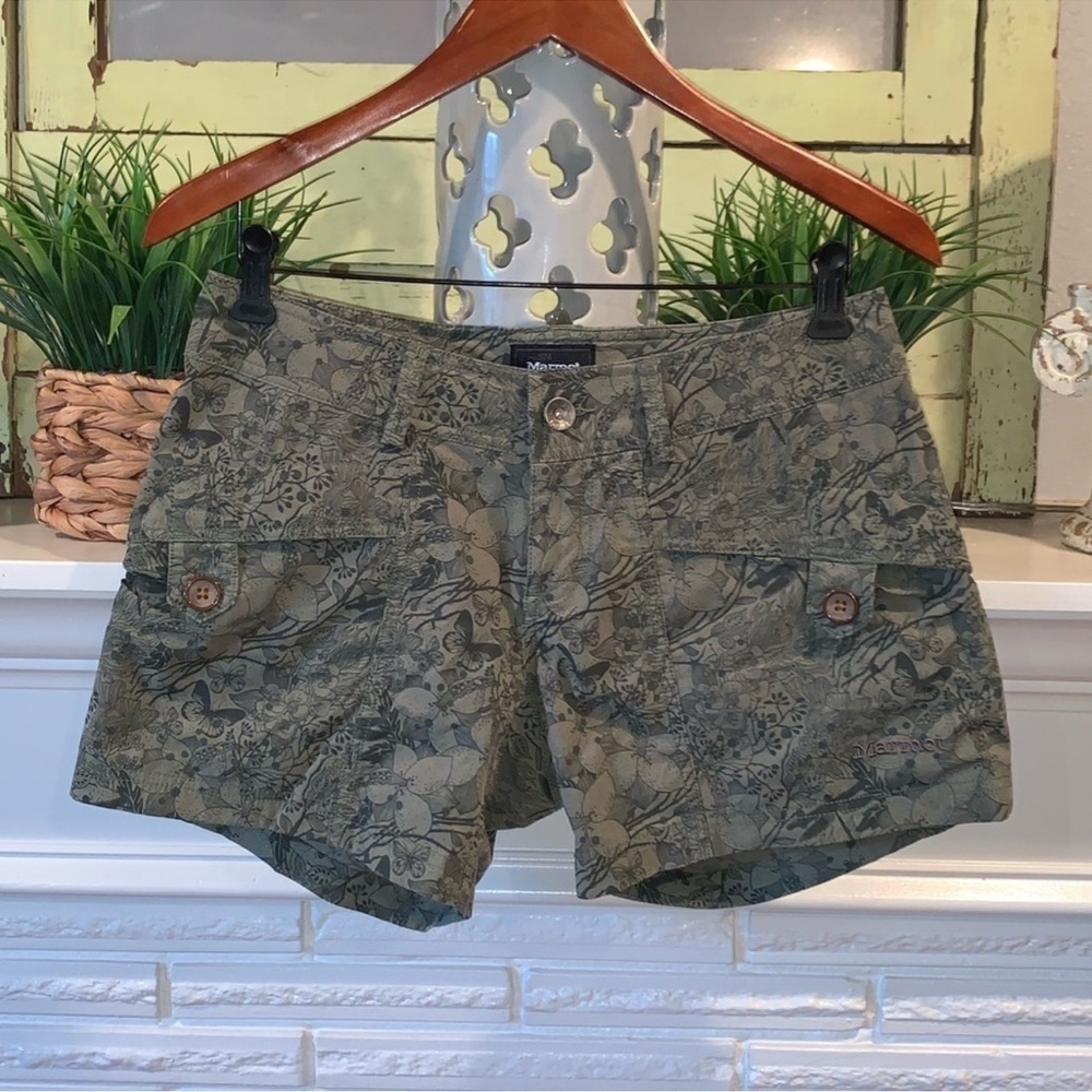 Marmot GINNY Green Butterfly Dragonfly Print Stretch Hiking Gorpcore Shorts 6